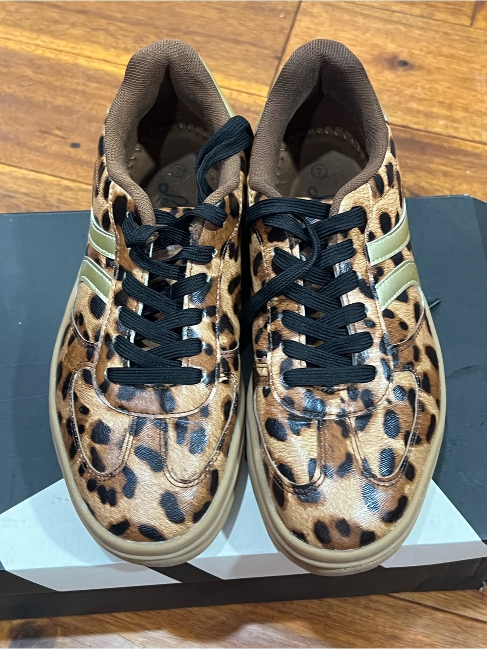 Women’s Leopard print Sneakers